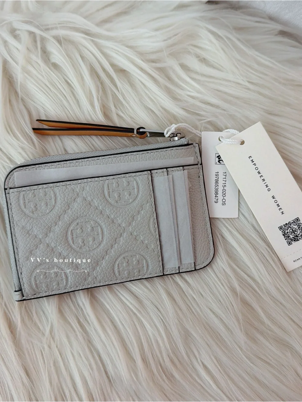 NWT Tory Burch Pebble Envelope Zip Card Case Holder Light Titanium Grey 171715